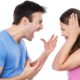 Podczas kłótni partner mnie wyzywa i szantażuje rozstaniem. Co powinnam zrobić?