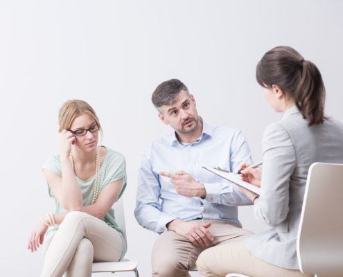 Prowadzenie psychoterapii. Czy terapeuta postępuje etycznie?